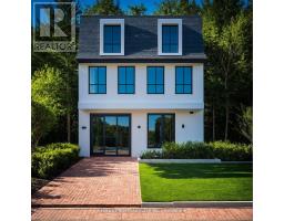 96 DUNEDIN DRIVE, Toronto, Ontario