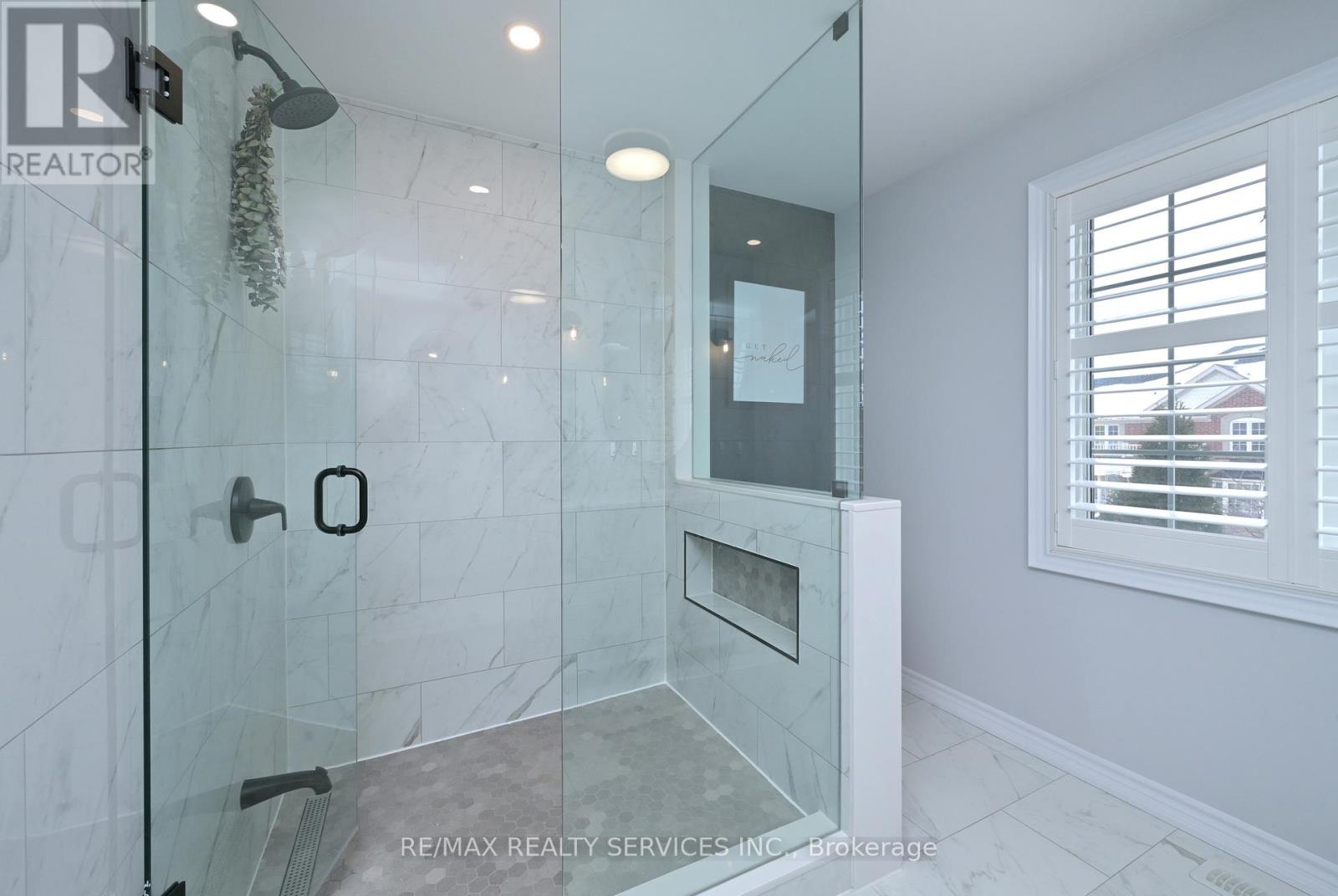 38 Tawnberry Circle, Brampton, Ontario  L7A 0J6 - Photo 20 - W12757998