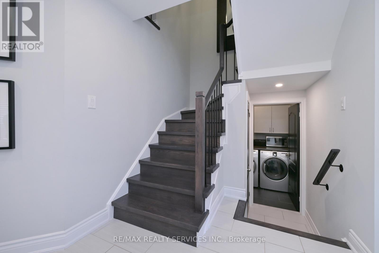 38 Tawnberry Circle, Brampton, Ontario  L7A 0J6 - Photo 13 - W12757998