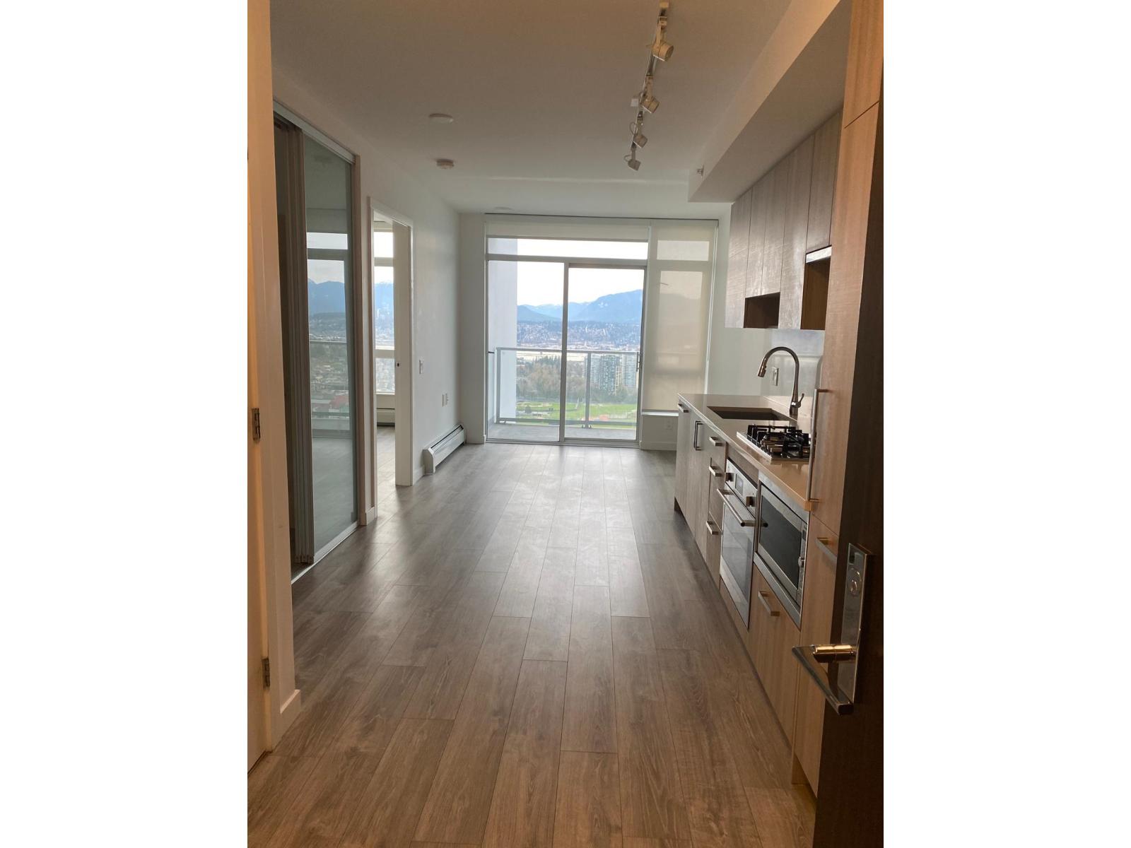 3103 13350 CENTRAL AVENUE, Surrey, British Columbia