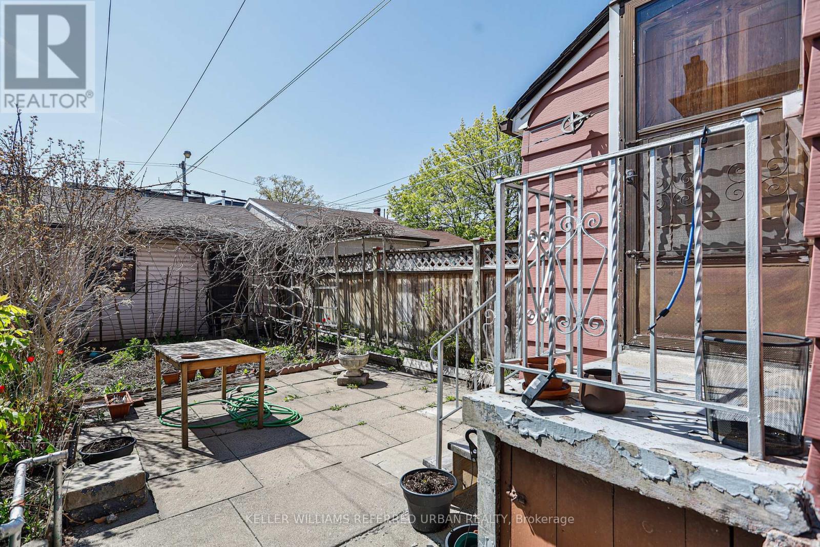 Upper - 66 Russett Avenue, Toronto, Ontario  M6H 3M3 - Photo 19 - W12758040