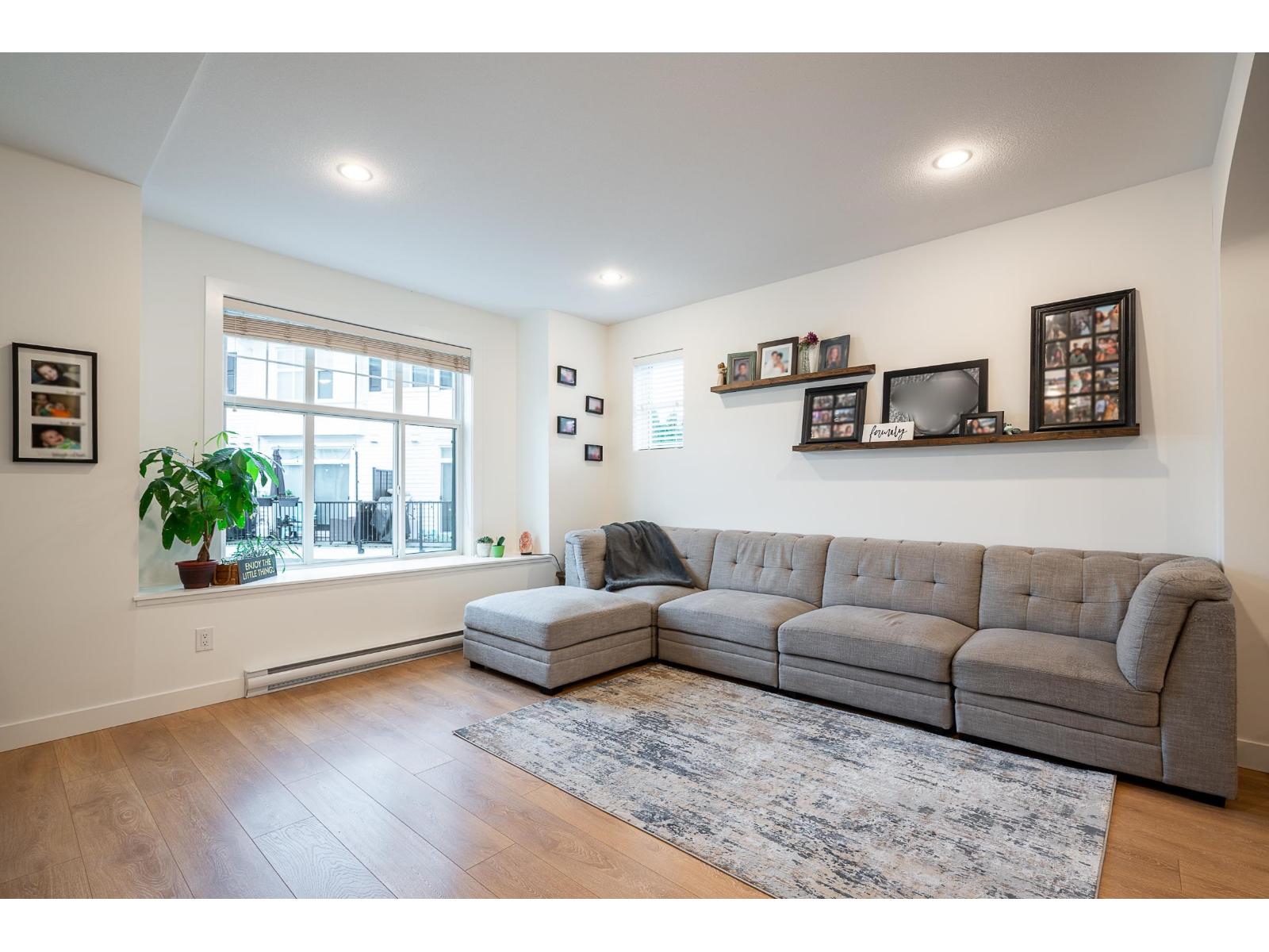 85 27735 Roundhouse Drive, Abbotsford, British Columbia  V4X 0B9 - Photo 5 - R3086277