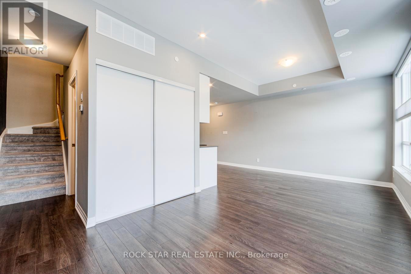 16 - 670 Atwater Avenue, Mississauga, Ontario  L5G 0B6 - Photo 13 - W12757718