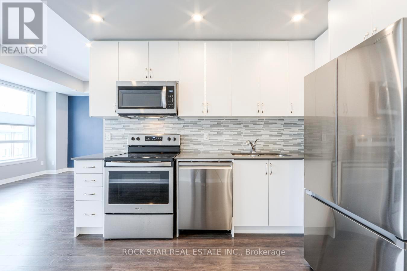 16 - 670 Atwater Avenue, Mississauga, Ontario  L5G 0B6 - Photo 6 - W12757718