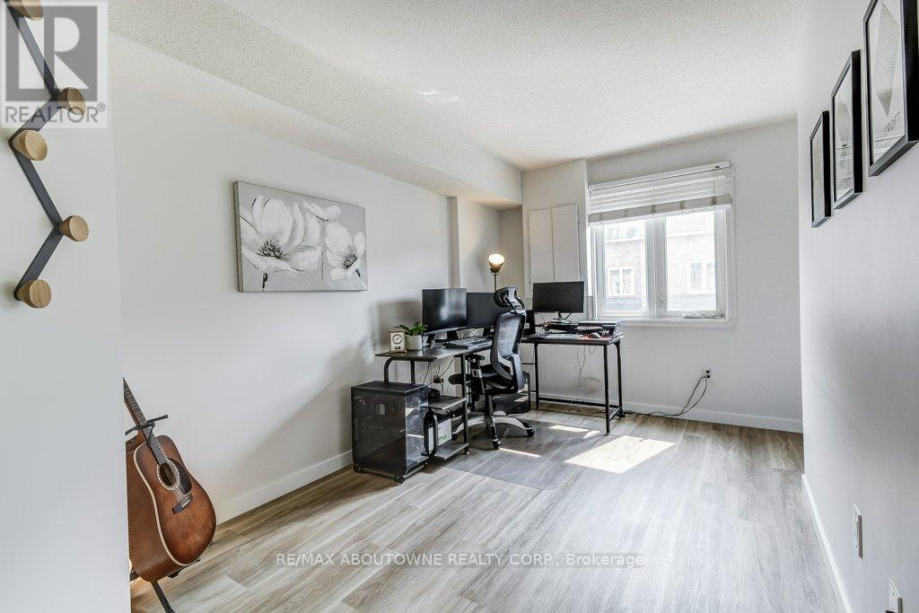 234 - 2055 Walkers Line, Burlington, Ontario  L7M 4B5 - Photo 29 - W12757740