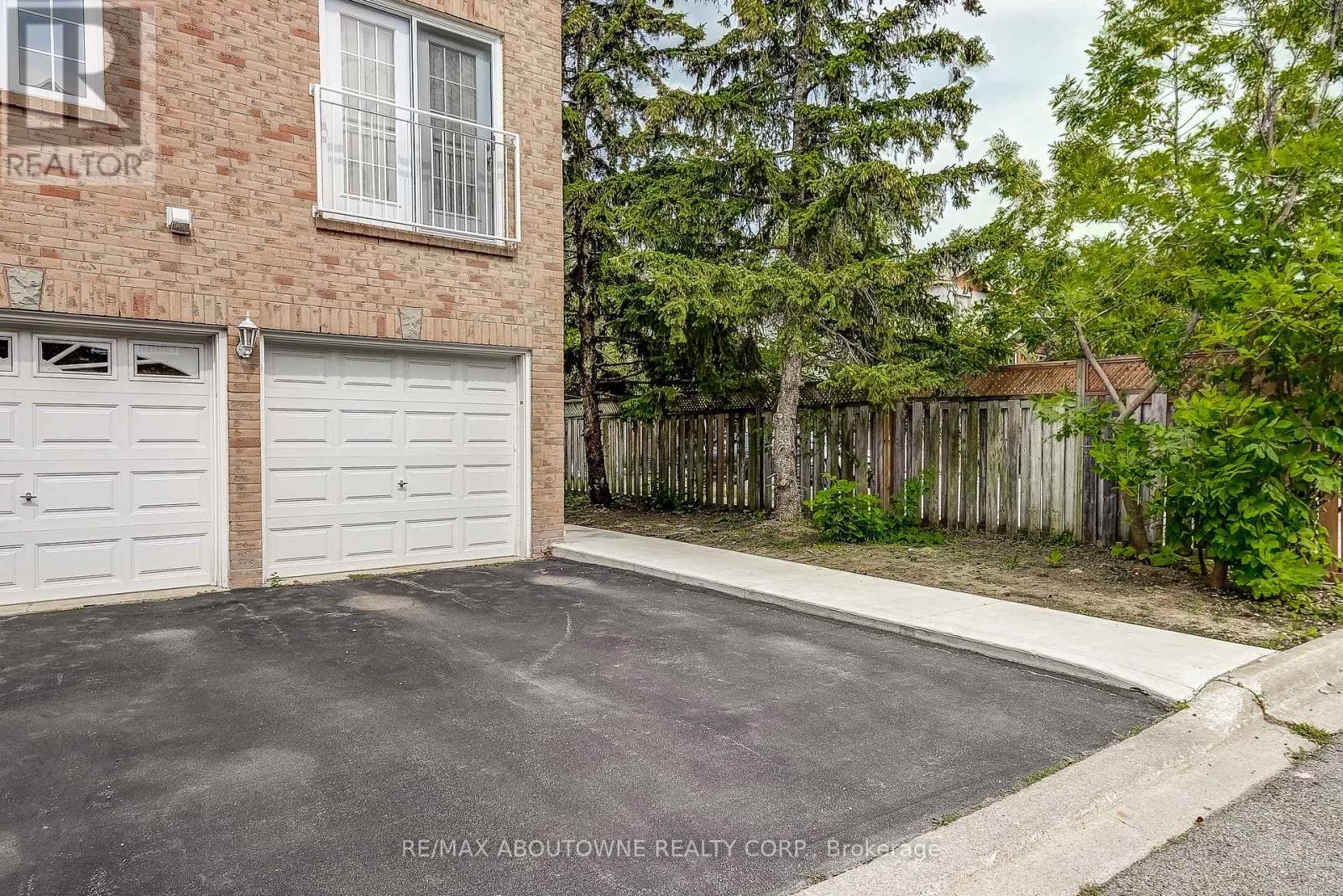 234 - 2055 Walkers Line, Burlington, Ontario  L7M 4B5 - Photo 36 - W12757740