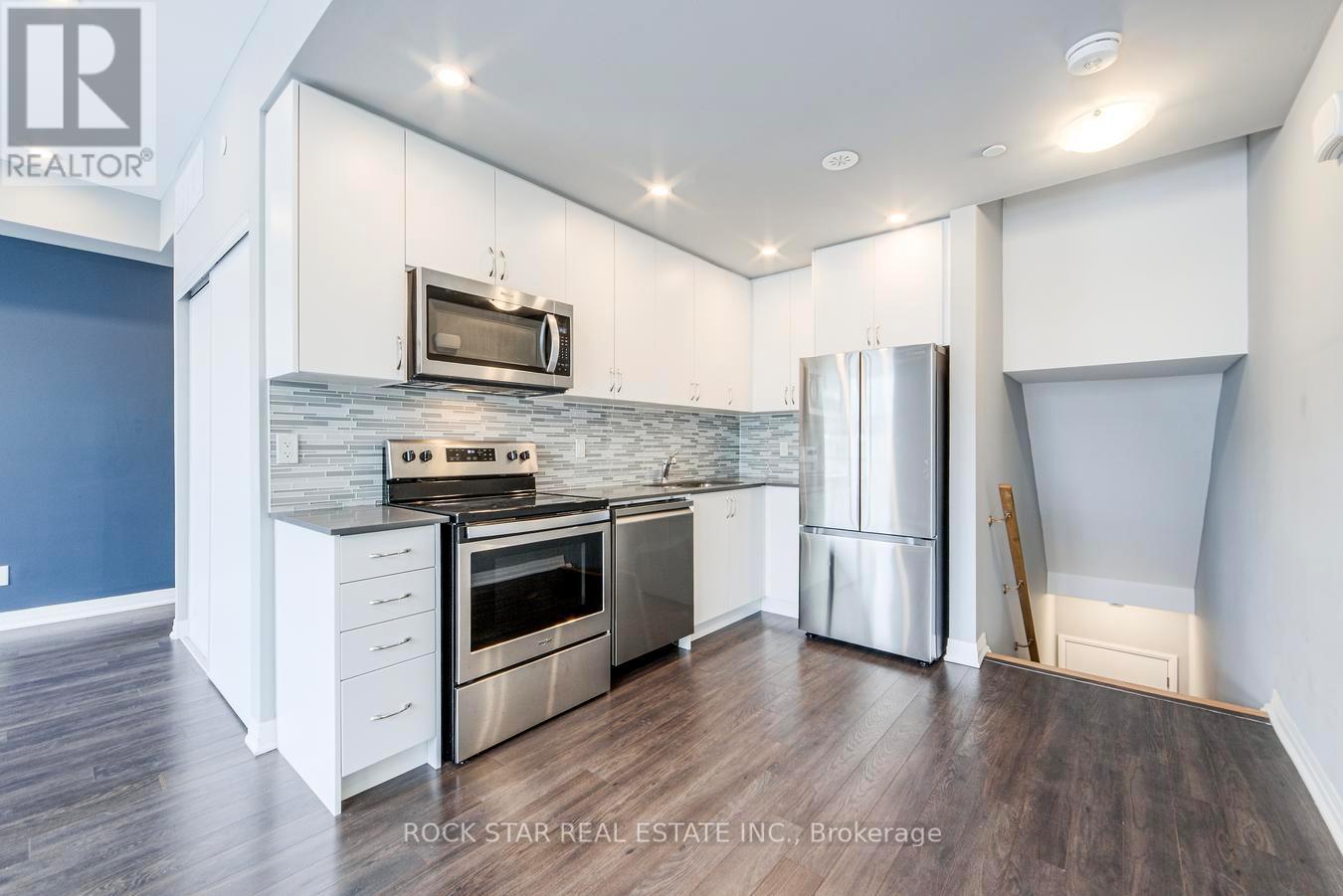 16 - 670 Atwater Avenue, Mississauga, Ontario  L5G 0B6 - Photo 7 - W12757718