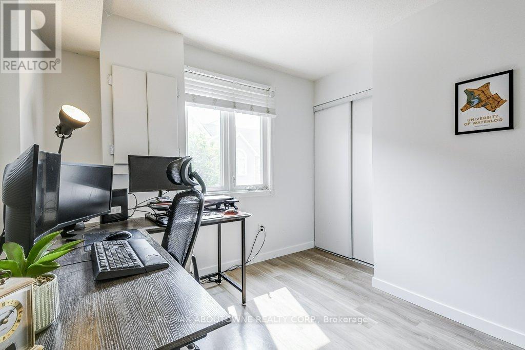 234 - 2055 Walkers Line, Burlington, Ontario  L7M 4B5 - Photo 30 - W12757740