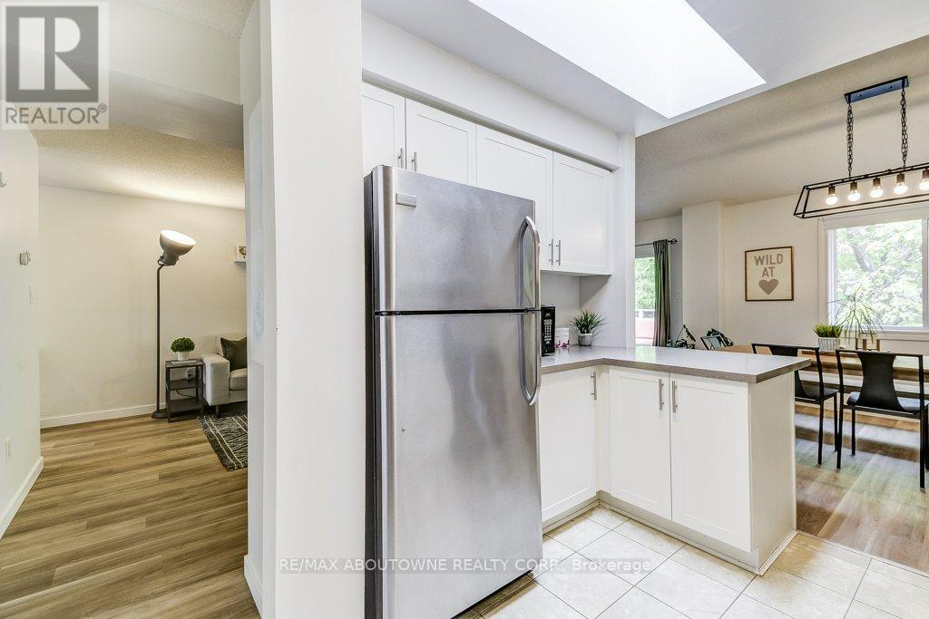 234 - 2055 Walkers Line, Burlington, Ontario  L7M 4B5 - Photo 24 - W12757740