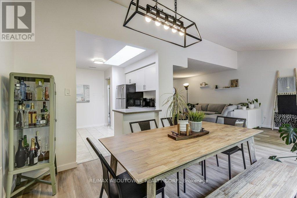 234 - 2055 Walkers Line, Burlington, Ontario  L7M 4B5 - Photo 17 - W12757740