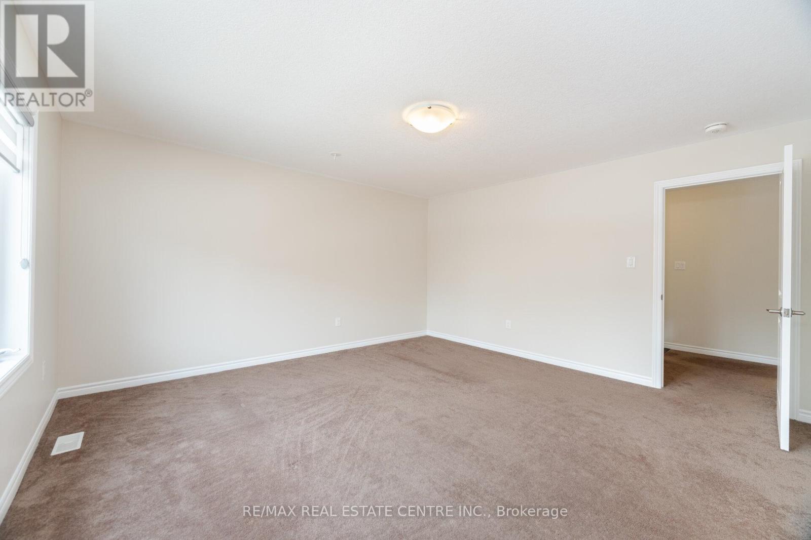 37 Pace Avenue, Brantford, Ontario  N3S 0J2 - Photo 22 - X12480628