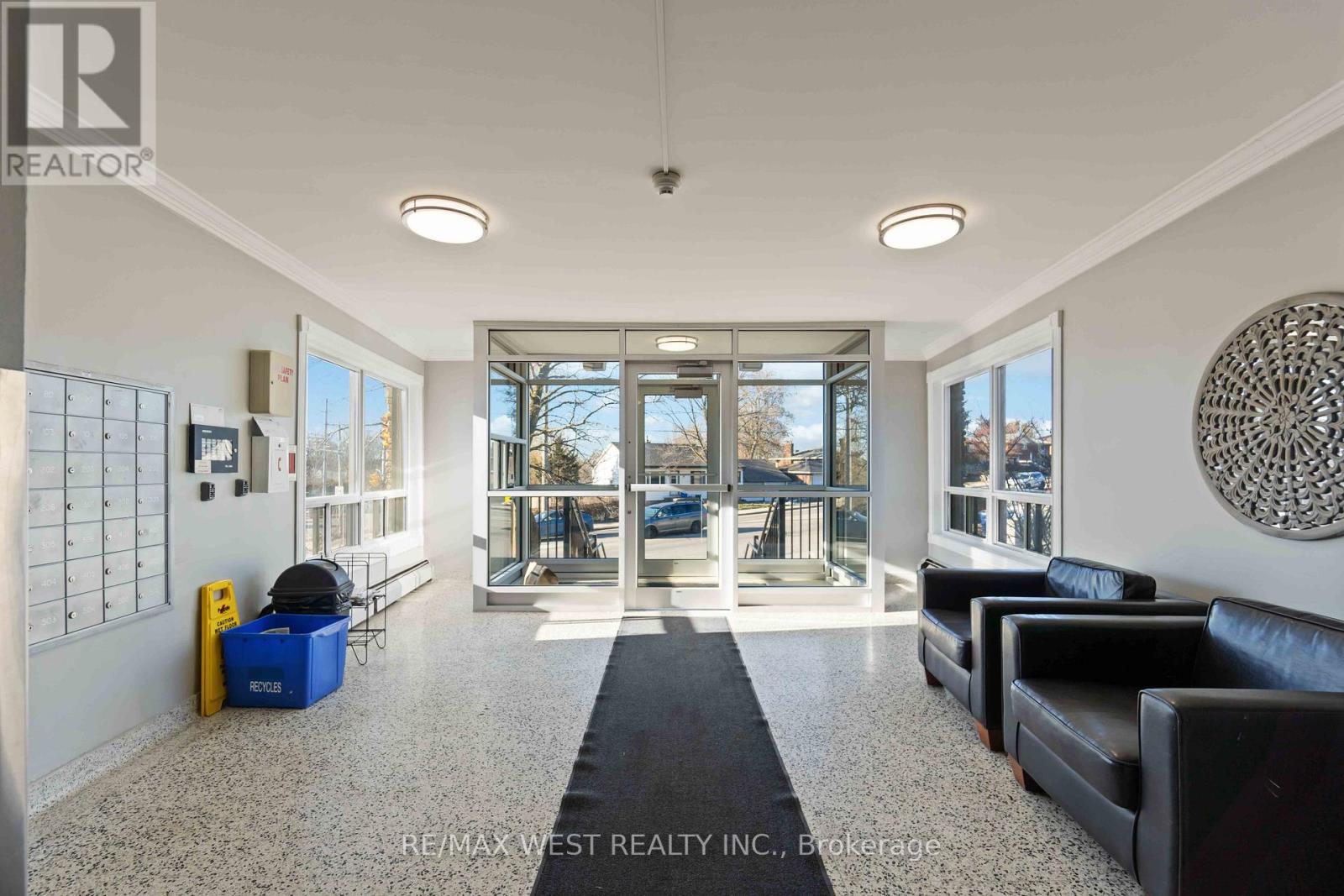 90 - 283 Fairway Road N, Kitchener, Ontario  N2A 2P1 - Photo 7 - X12678108