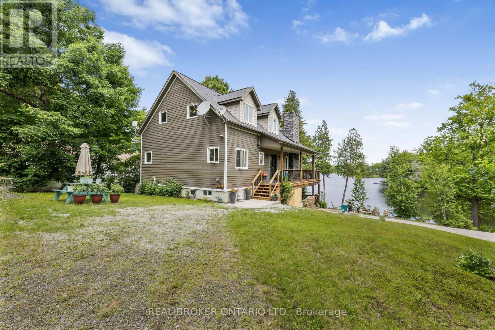 1 MCKOWEN ROAD, McKellar, Ontario