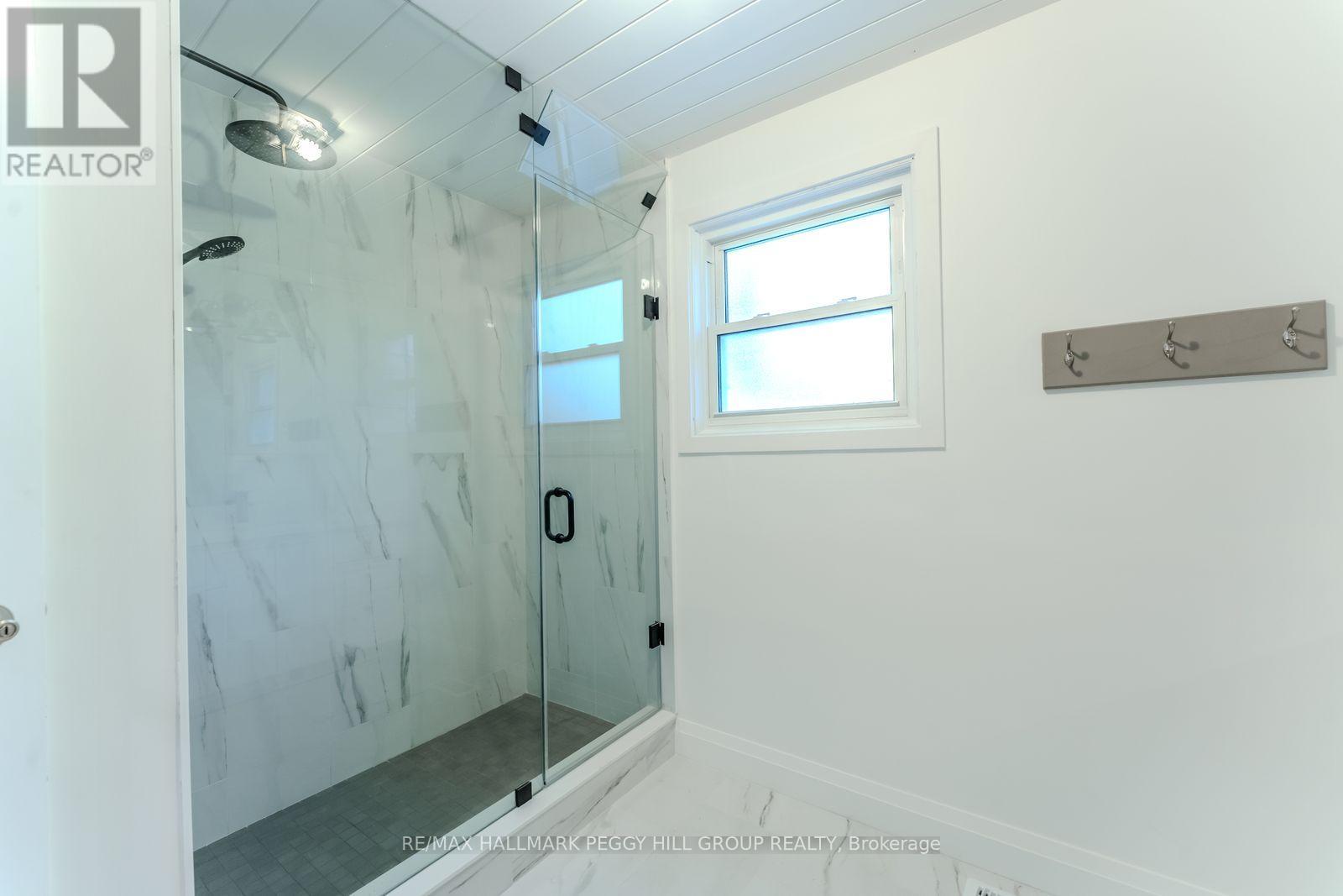 106 Musky Bay Road, Georgian Bay, Ontario  L0K 1S0 - Photo 11 - X12757218