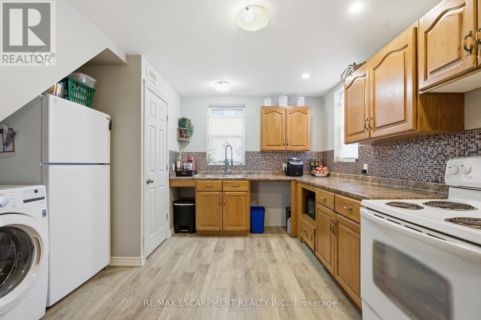 43 Main Street N, Haldimand, Ontario  N0A 1H0 - Photo 12 - X12756616