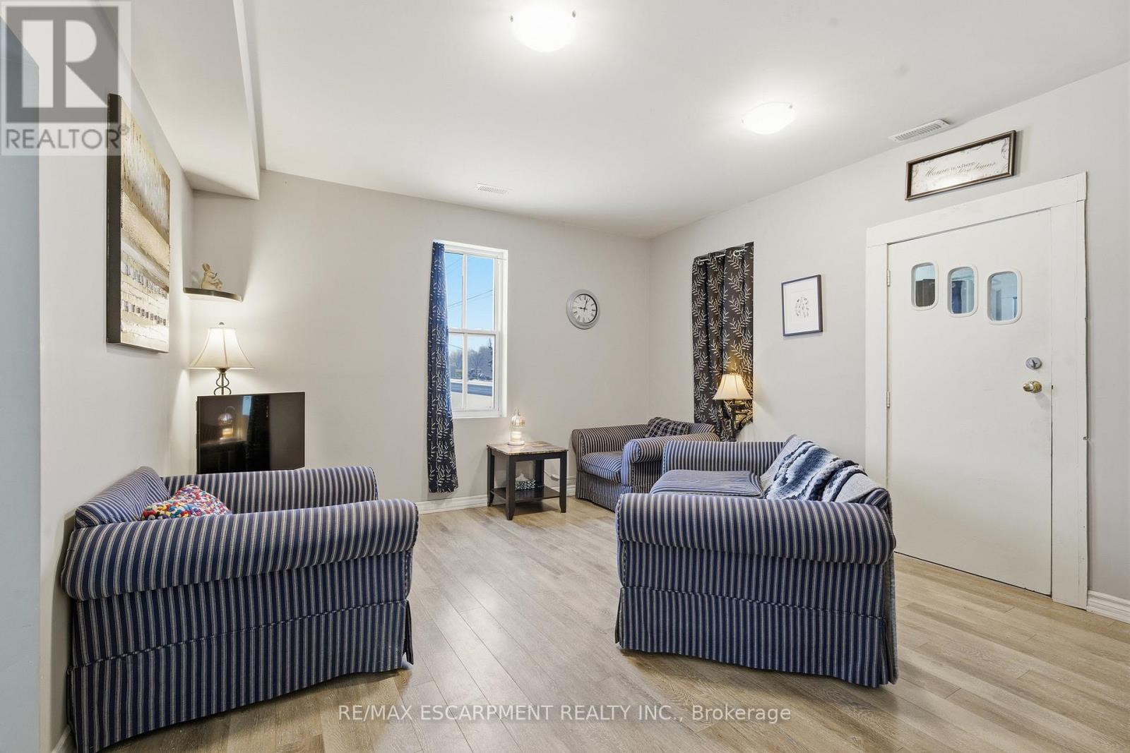 43 Main Street N, Haldimand, Ontario  N0A 1H0 - Photo 6 - X12756616