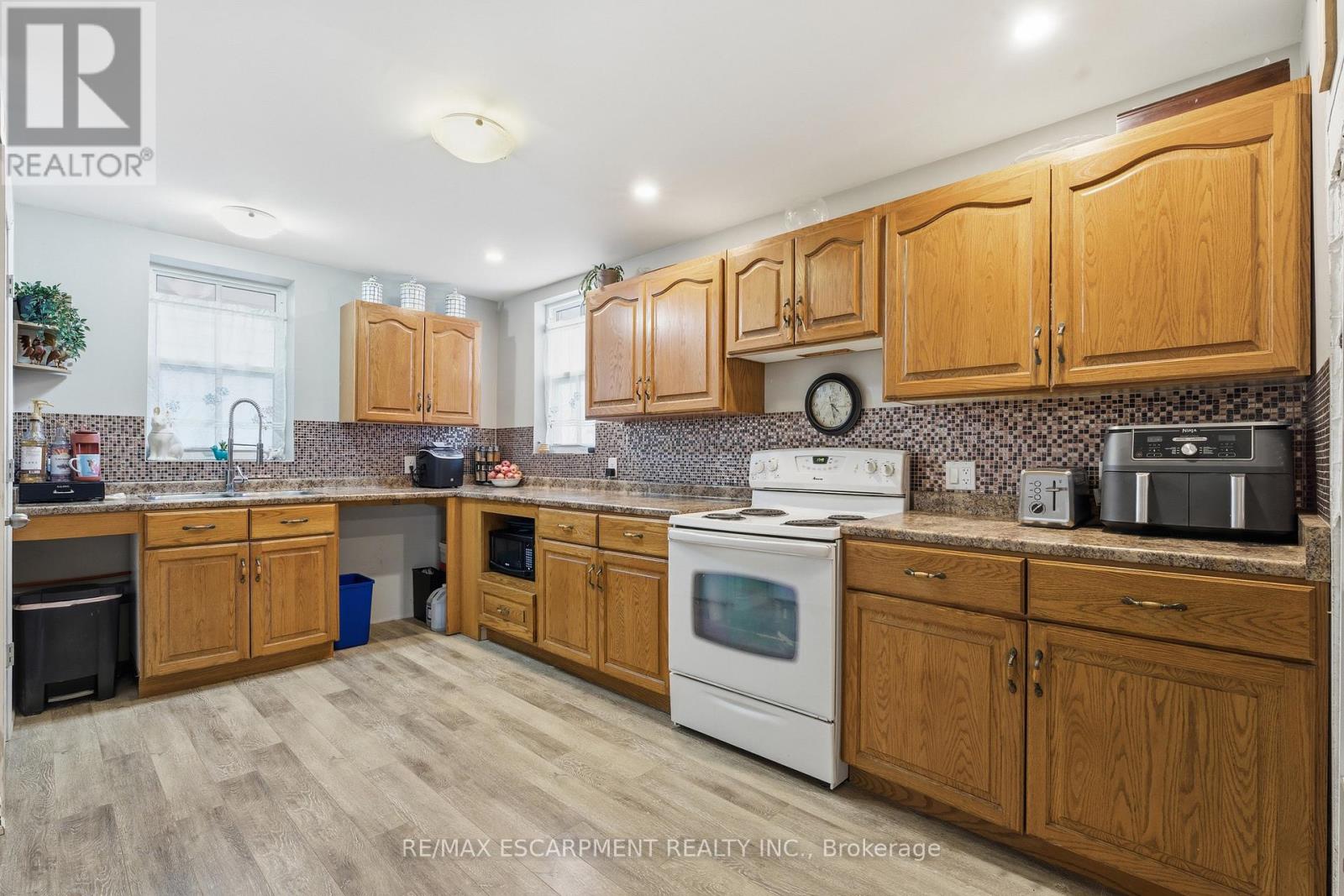 43 Main Street N, Haldimand, Ontario  N0A 1H0 - Photo 11 - X12756616