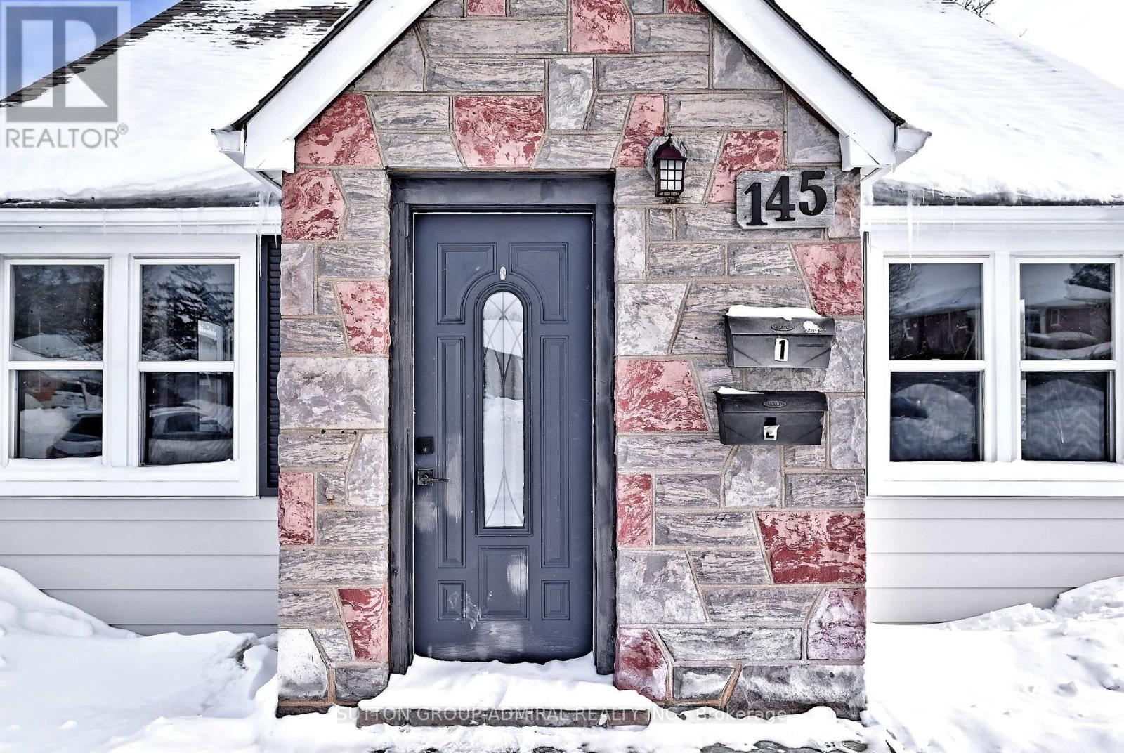 145 Ninth Avenue, Kitchener, Ontario  N2C 1T1 - Photo 3 - X12756806