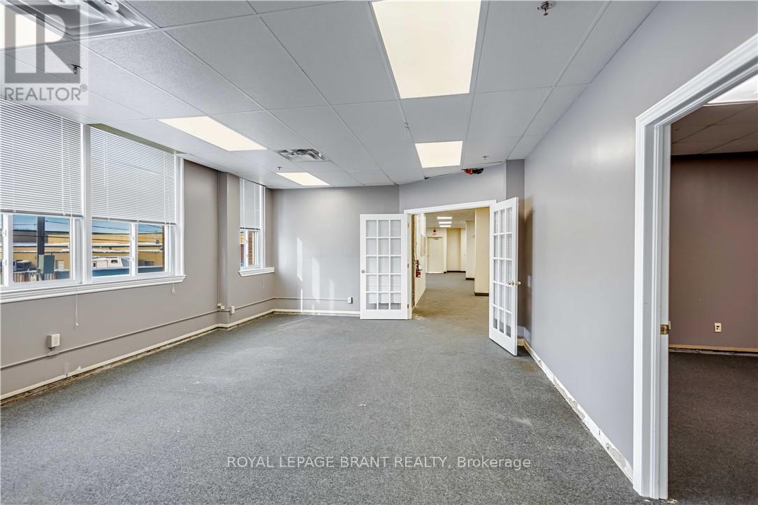 D - 148 Mohawk Street, Brantford, Ontario N3S 7G5 - Photo 16 - X12756908