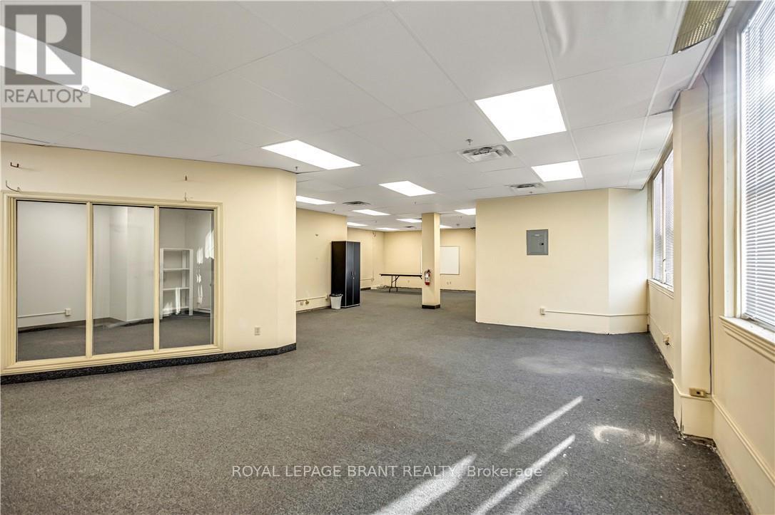 D - 148 Mohawk Street, Brantford, Ontario N3S 7G5 - Photo 12 - X12756908