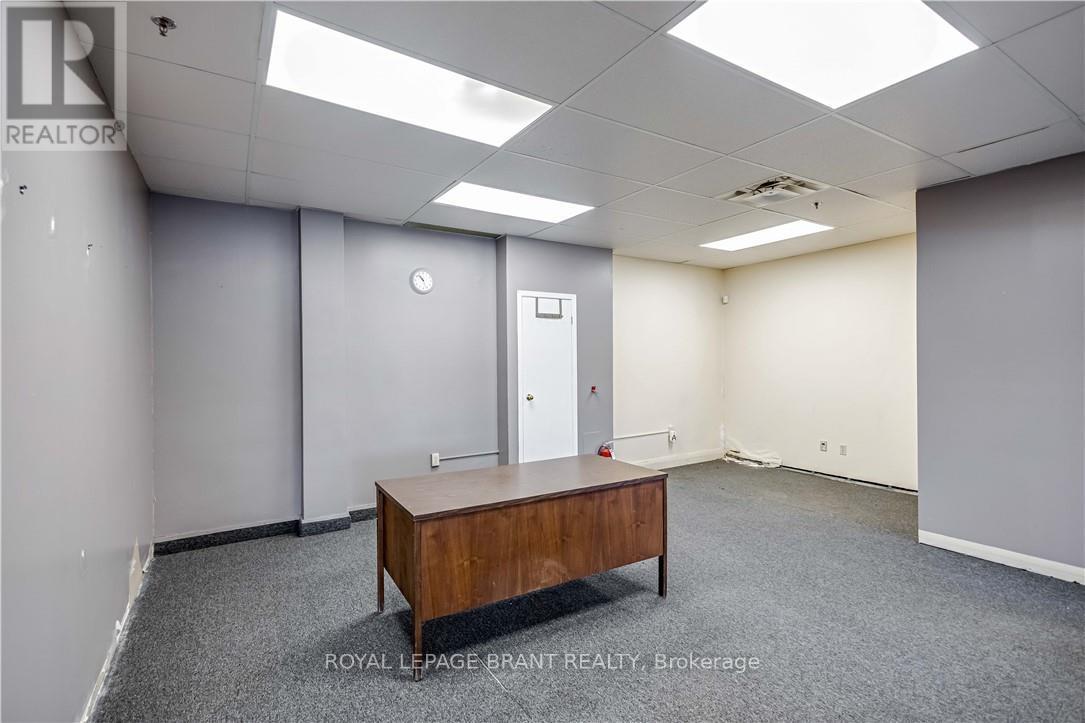 D - 148 Mohawk Street, Brantford, Ontario N3S 7G5 - Photo 21 - X12756908
