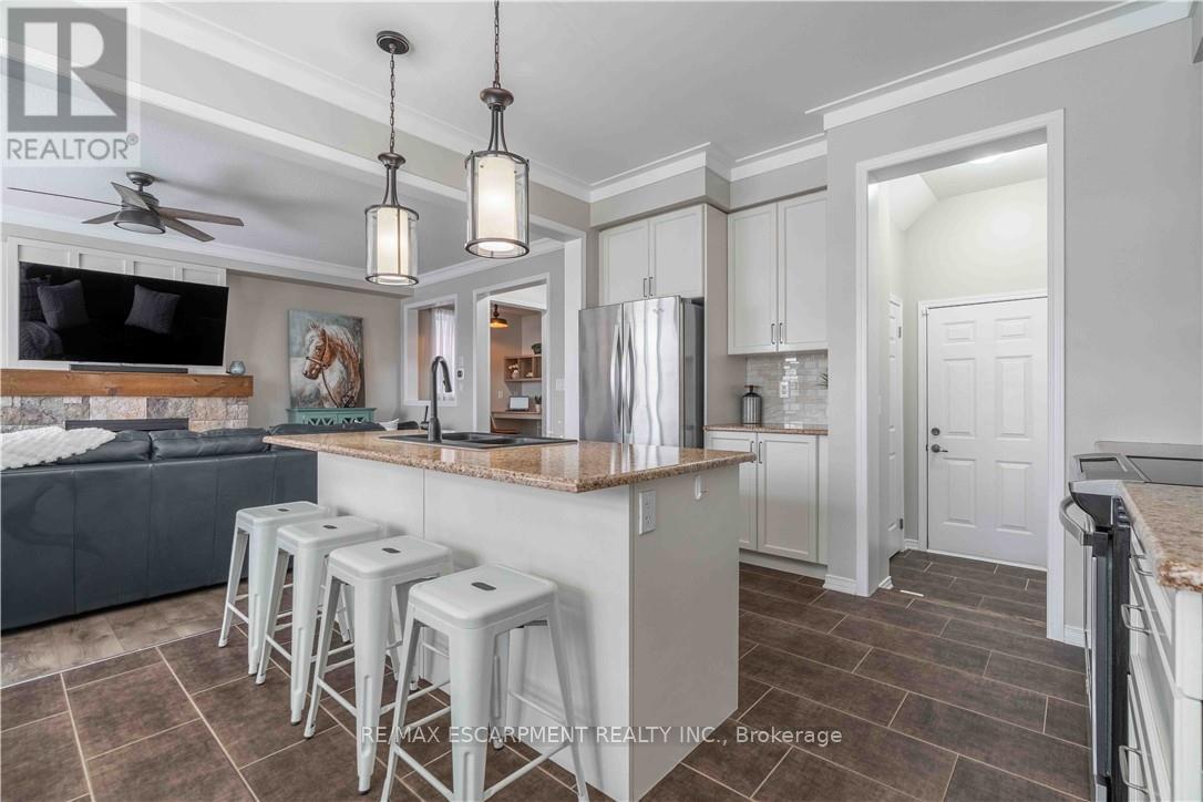 115 Larry Crescent, Haldimand, Ontario  N3W 0B2 - Photo 12 - X12757522