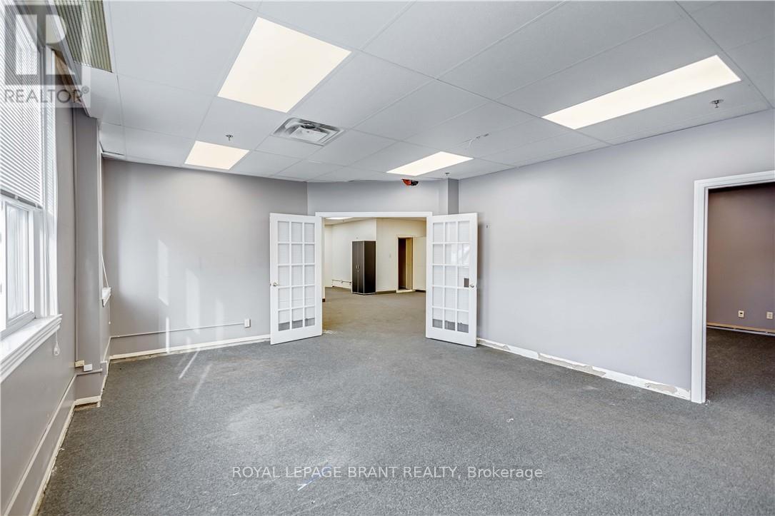D - 148 Mohawk Street, Brantford, Ontario N3S 7G5 - Photo 17 - X12756908