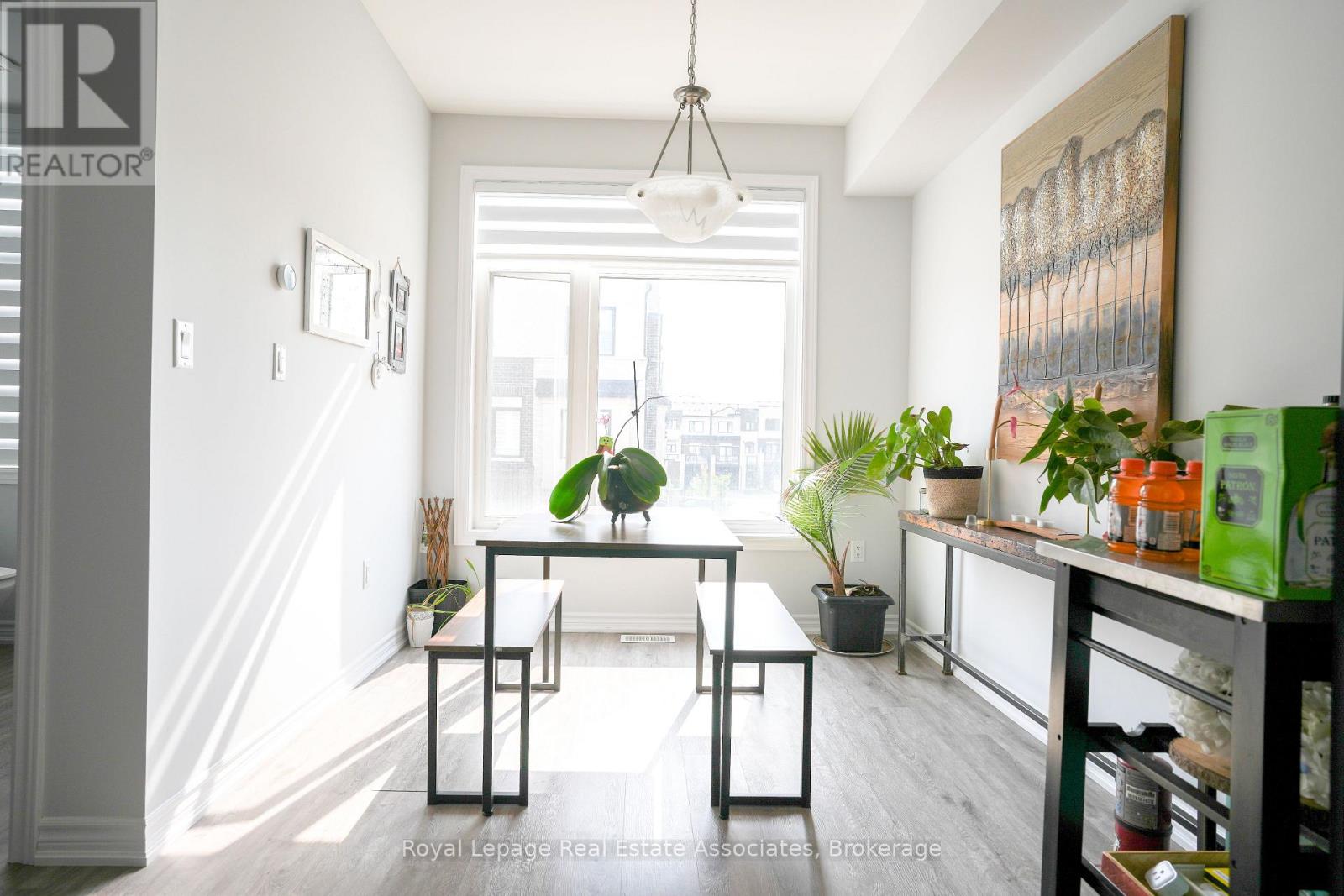 5 - 314 Equestrian Way, Cambridge, Ontario  N3E 0E4 - Photo 3 - X12756906