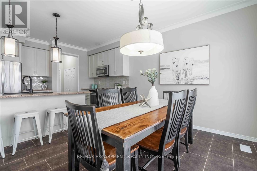 115 Larry Crescent, Haldimand, Ontario  N3W 0B2 - Photo 17 - X12757522