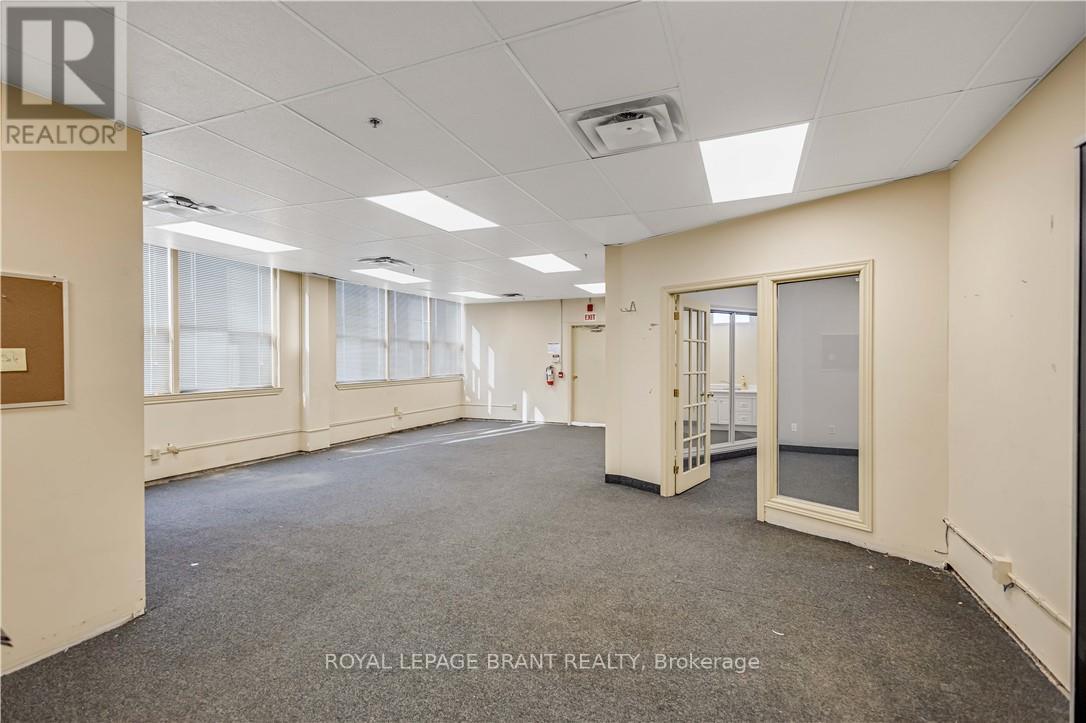 D - 148 Mohawk Street, Brantford, Ontario N3S 7G5 - Photo 10 - X12756908
