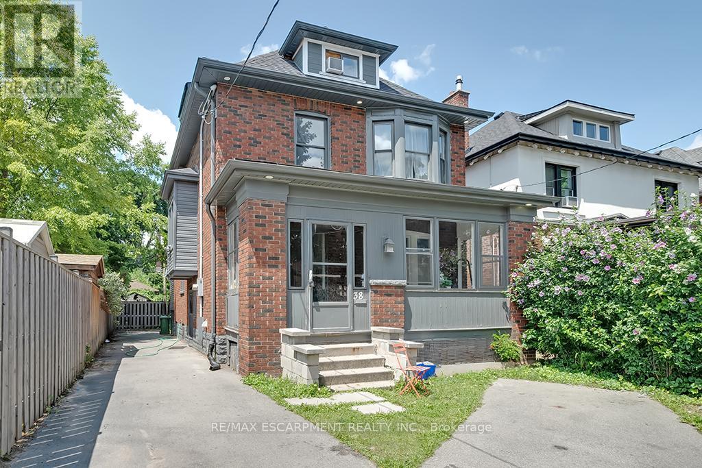 Lower - 38 Ashford Boulevard, Hamilton, Ontario  L8M 2T8 - Photo 2 - X12757024