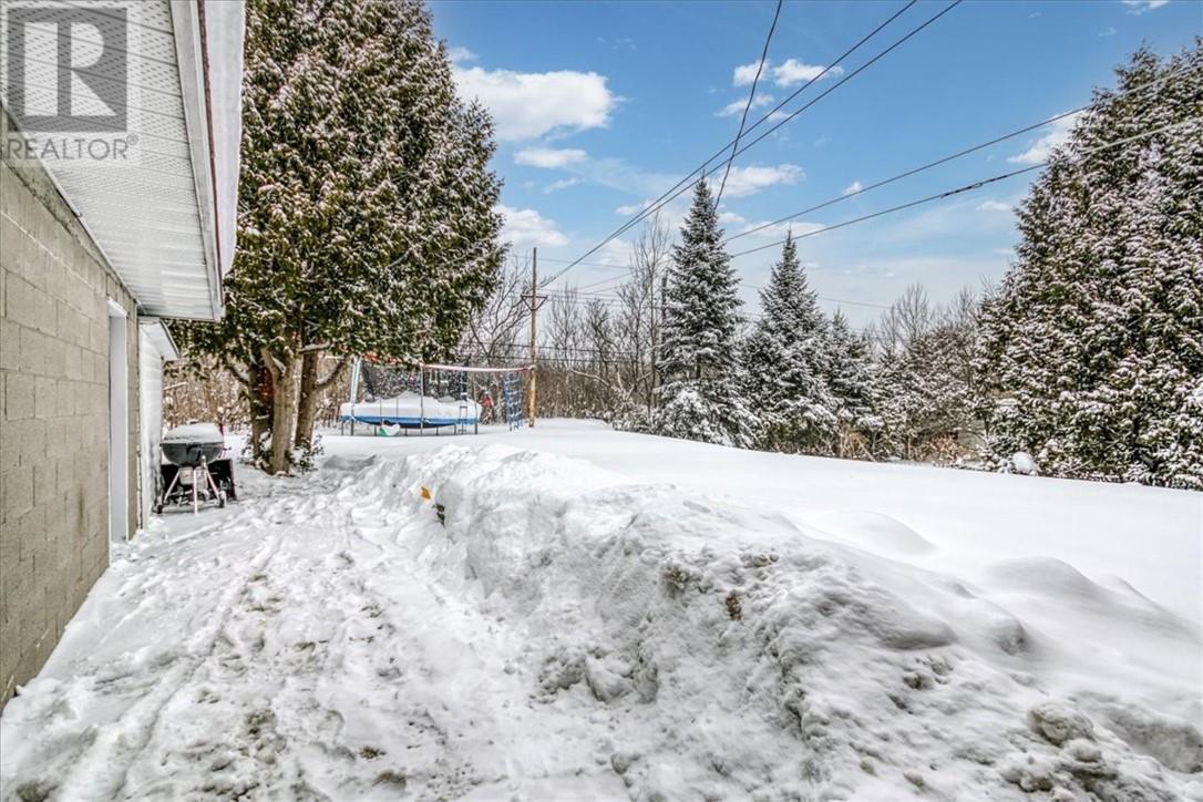 124 Albany Street, Sudbury, Ontario  P3C 2Z5 - Photo 6 - 2126336