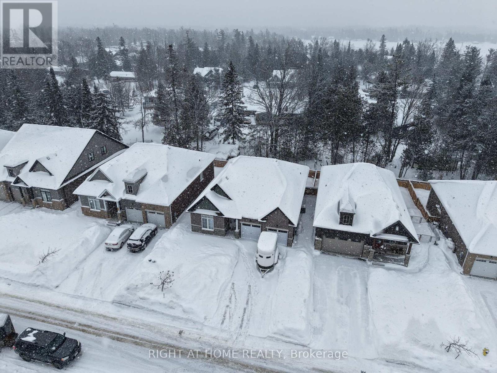 19 Hillcroft Way, Kawartha Lakes, Ontario  K0M 1A0 - Photo 23 - X12757734