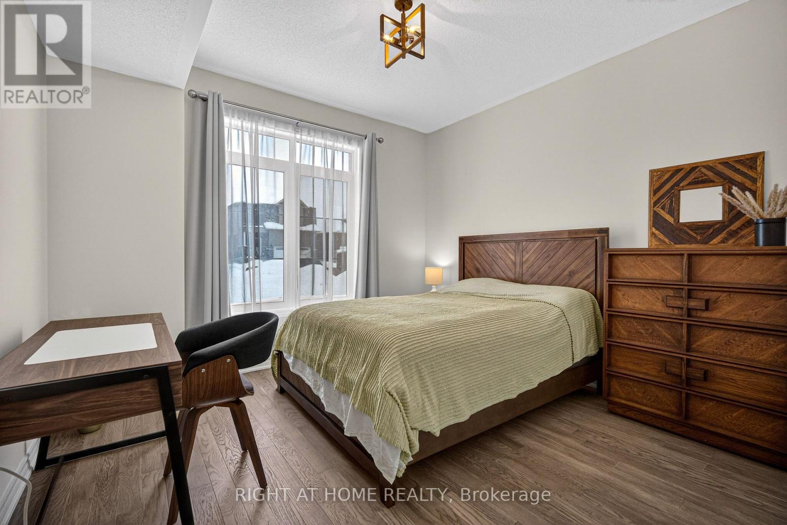 19 Hillcroft Way, Kawartha Lakes, Ontario  K0M 1A0 - Photo 18 - X12757734