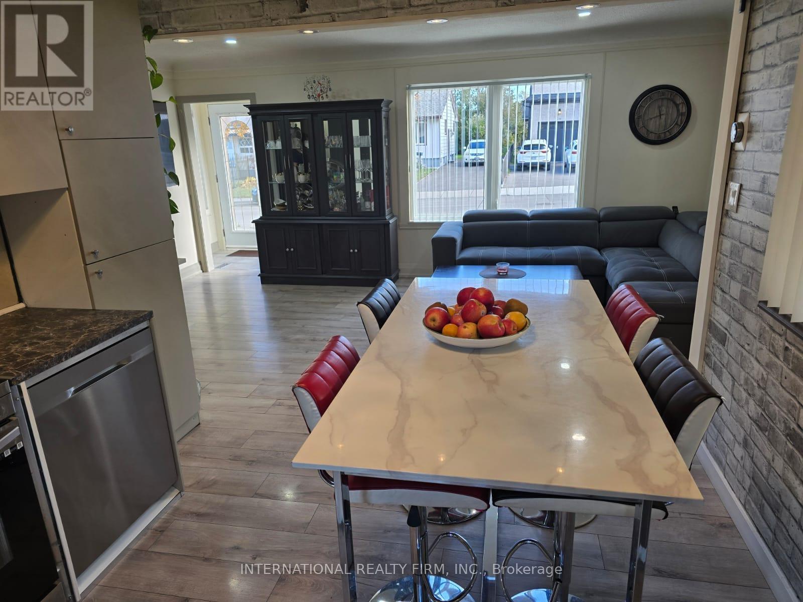 731 Knox Avenue, Hamilton, Ontario  L8H 6K7 - Photo 13 - X12757918