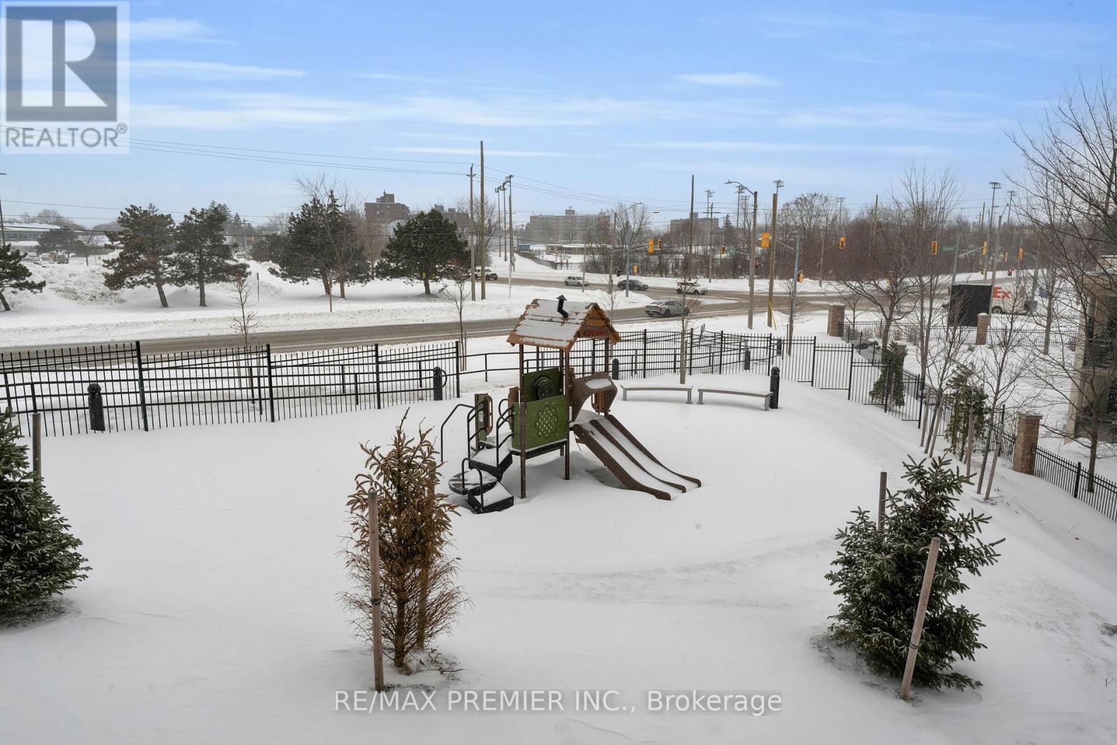 215 - 1000 Lackner Place, Kitchener, Ontario  N2A 0L9 - Photo 36 - X12757928