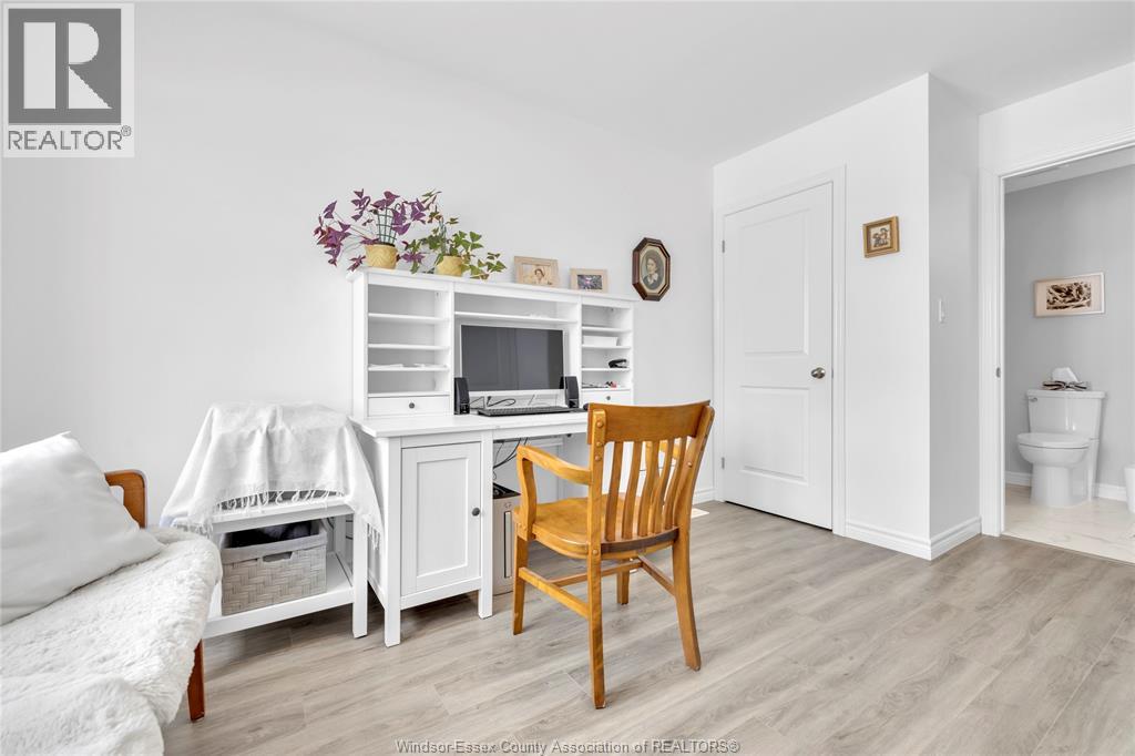 1066 Copeland, Windsor, Ontario  N8P 0C3 - Photo 13 - 26002578