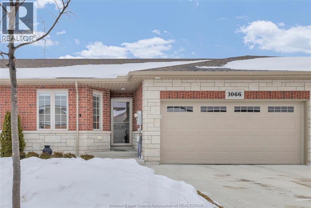 1066 Copeland, Windsor, Ontario  N8P 0C3 - Photo 2 - 26002578