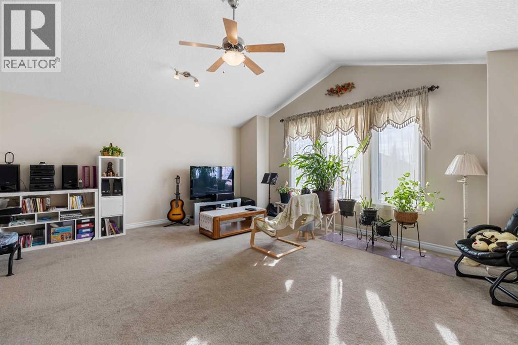 107 Panatella Close Nw, Calgary, Alberta  T3K 6C6 - Photo 20 - A2277383