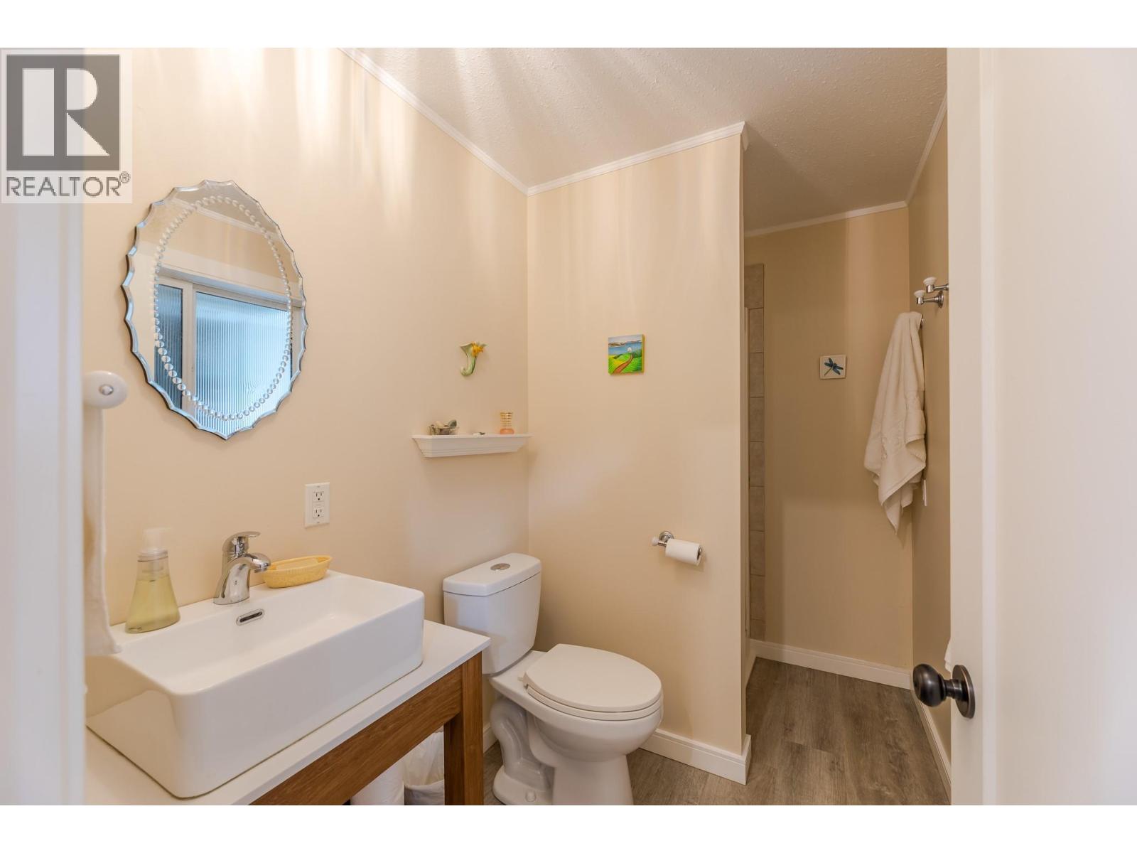 101 Knippelberg Road, Oliver, British Columbia  V0H 1T5 - Photo 31 - 10372987