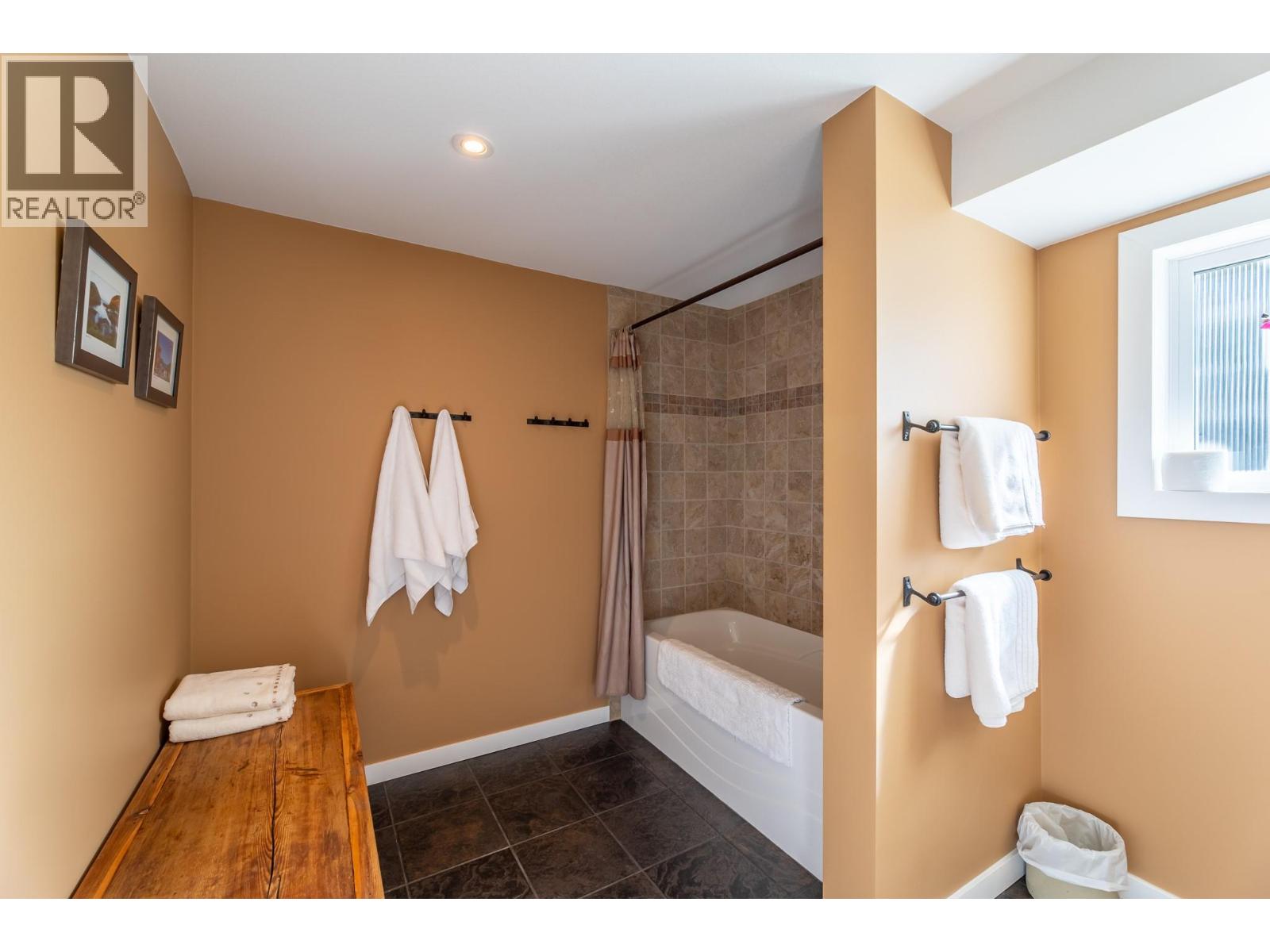 101 Knippelberg Road, Oliver, British Columbia  V0H 1T5 - Photo 33 - 10372987