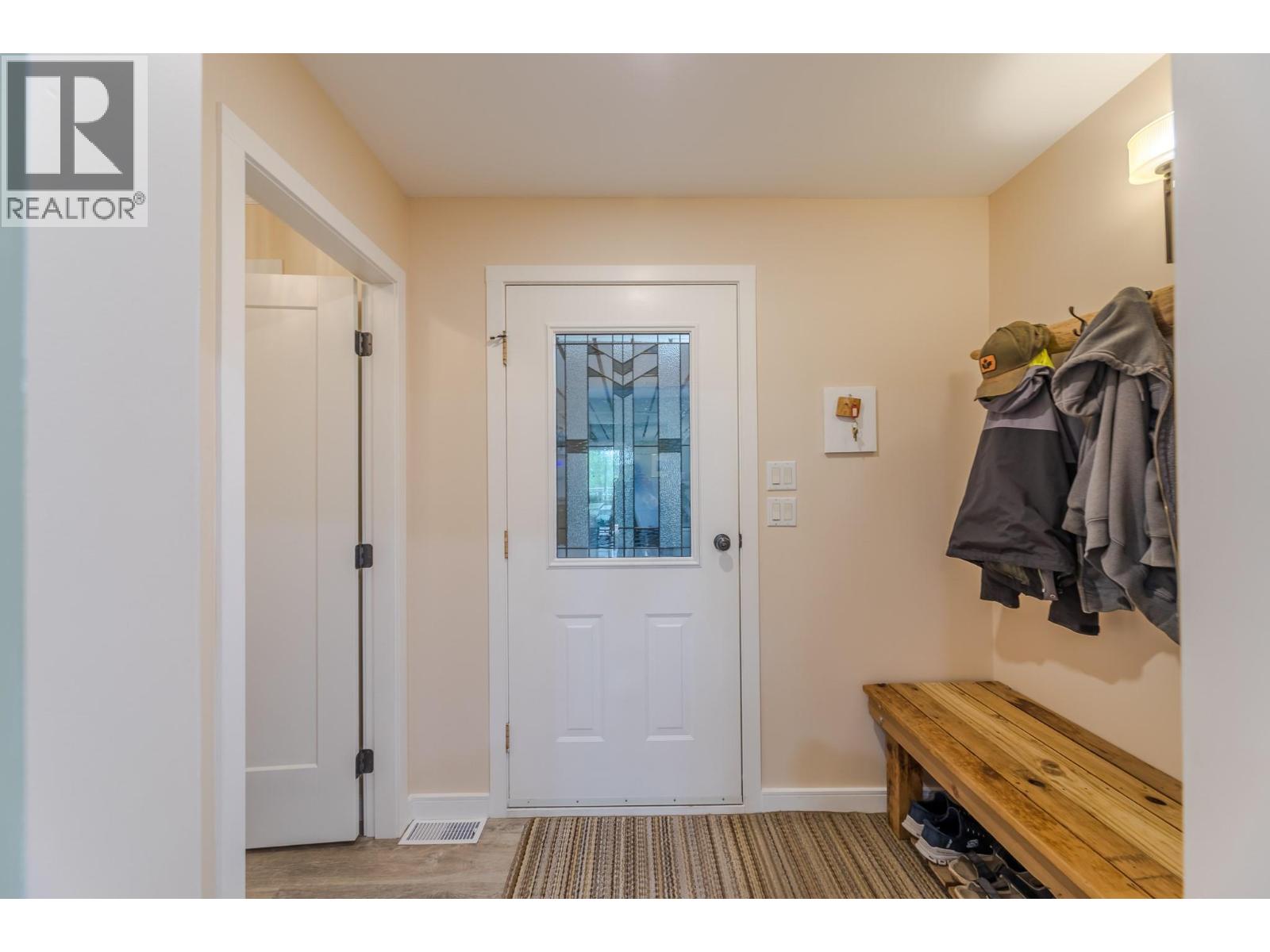 101 Knippelberg Road, Oliver, British Columbia  V0H 1T5 - Photo 70 - 10372987