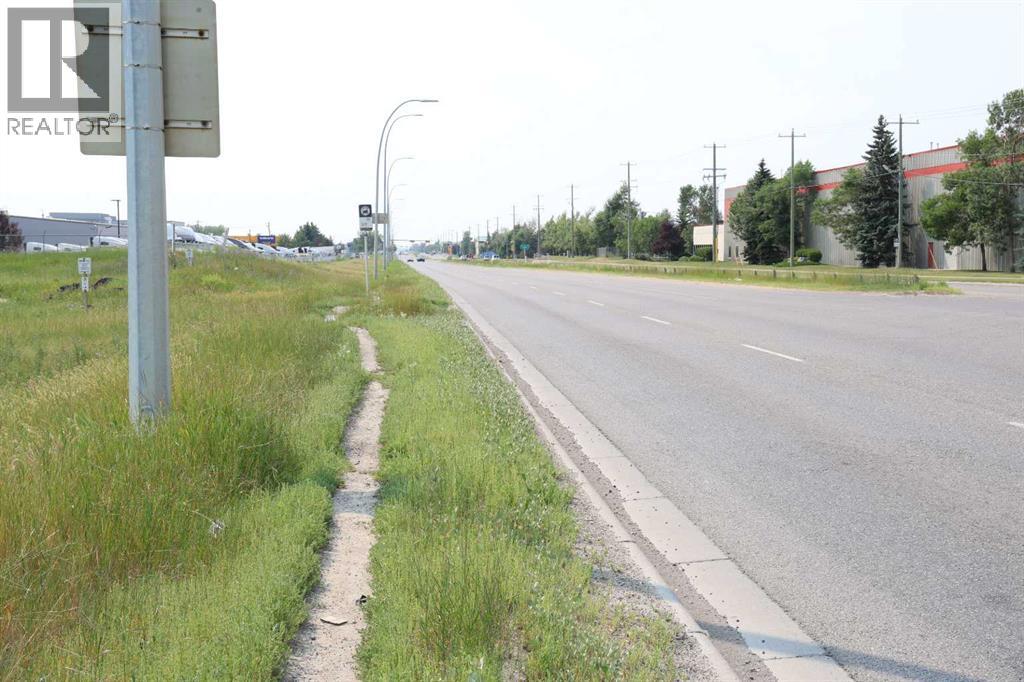 5320 52 Avenue Se, Calgary, Alberta  t2c 4s5 - Photo 3 - A2278383