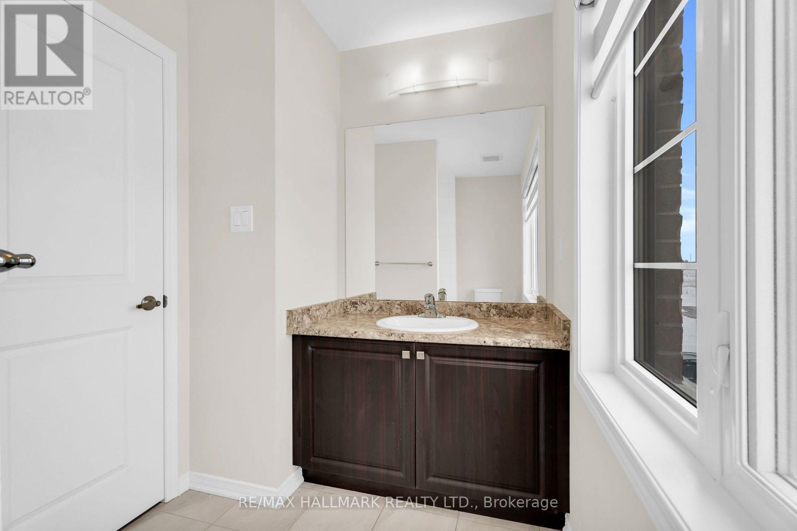 131 Cuesta Heights, Hamilton, Ontario  L8J 0M2 - Photo 14 - X12758052