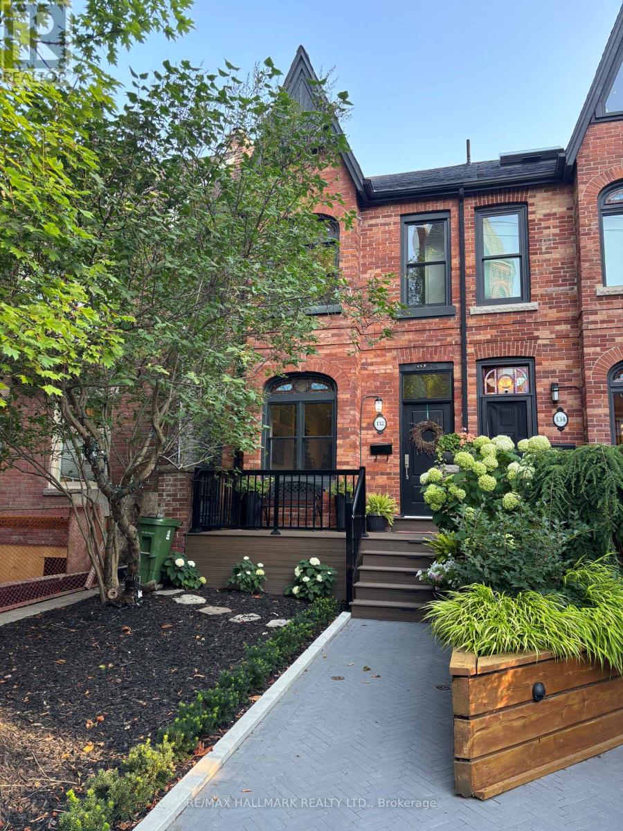 132 FIRST AVENUE, toronto (south riverdale), Ontario