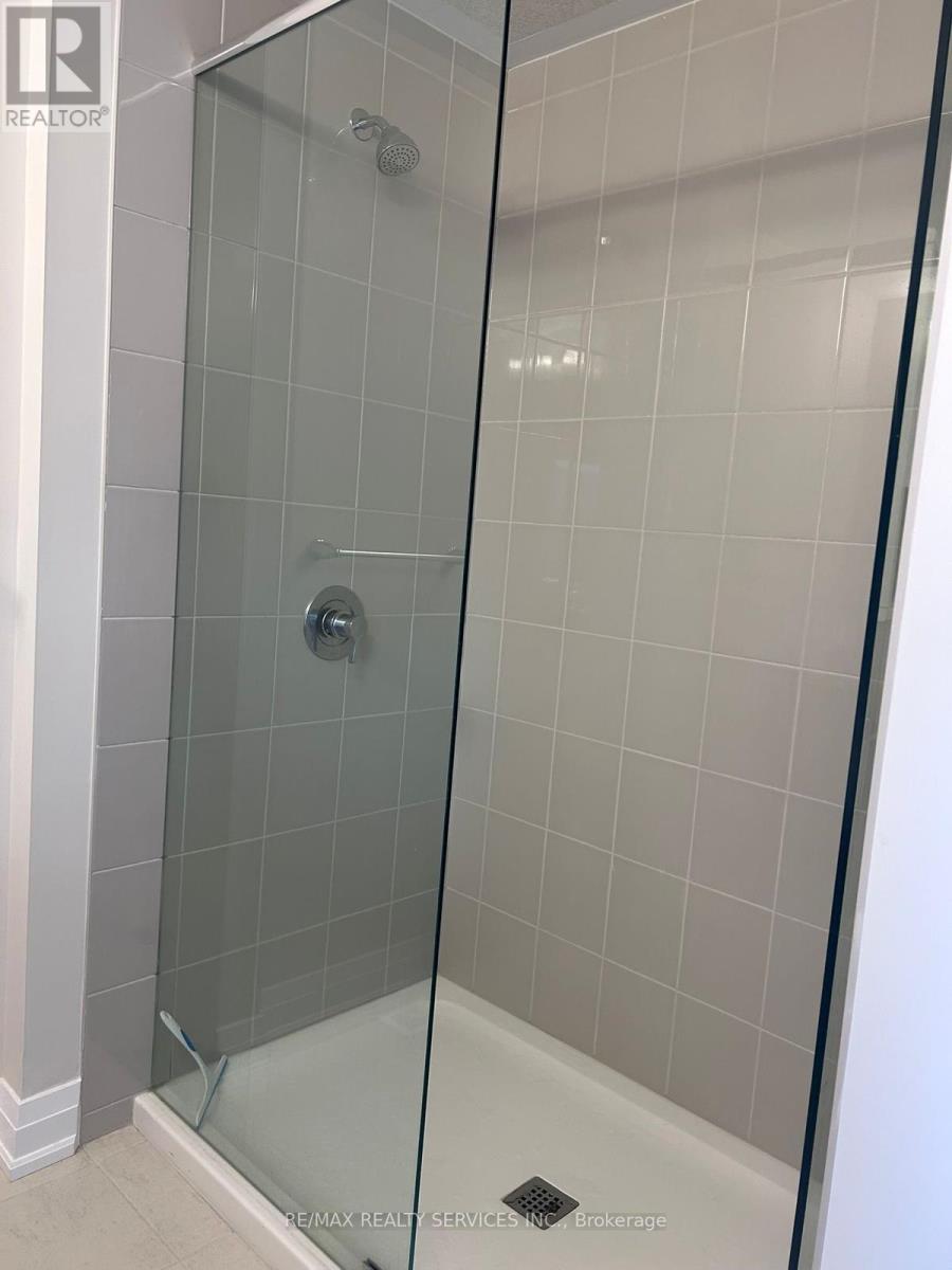 30 Shaded Creek Drive, Kitchener, Ontario  N2P 2P3 - Photo 14 - X12755294