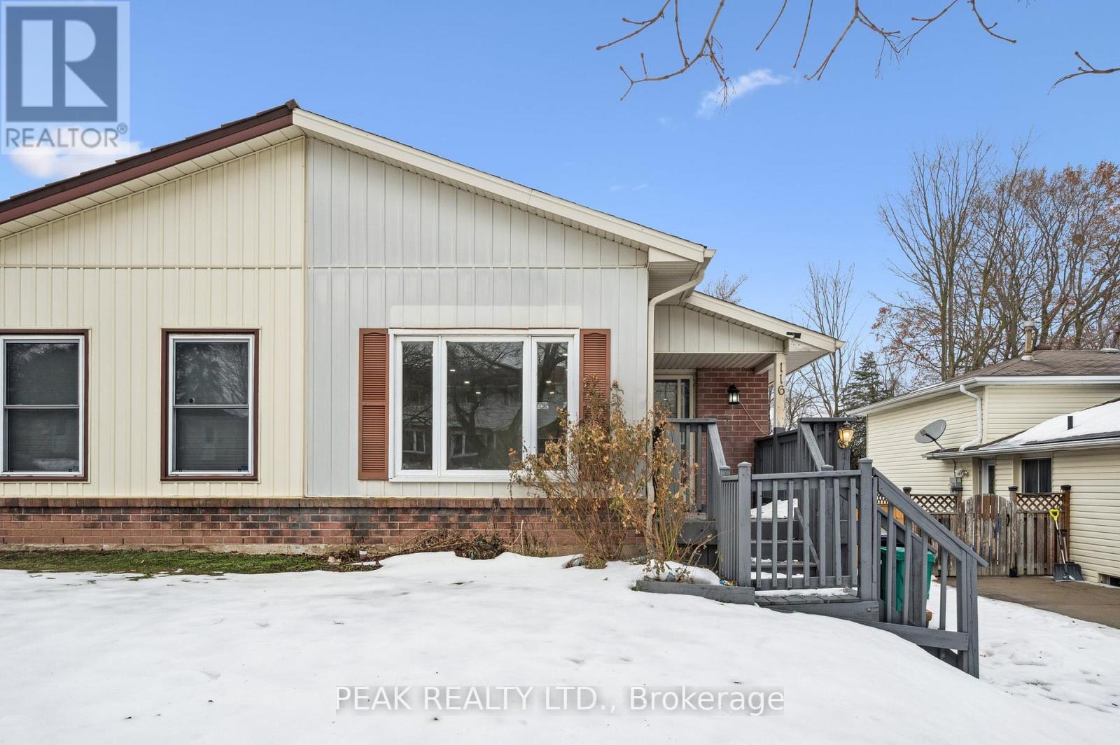 116 MARKWOOD DRIVE, Kitchener, Ontario