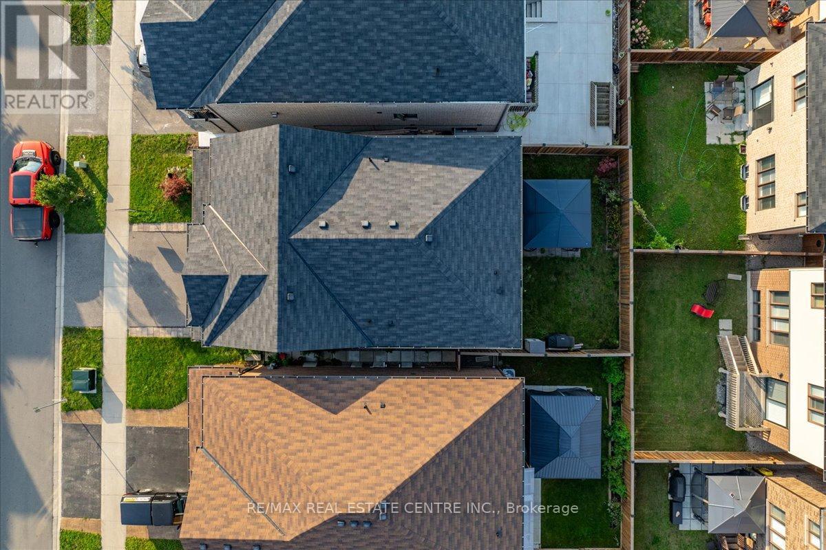 30 Scarletwood Street, Hamilton, Ontario  L8J 0K8 - Photo 36 - X12757736