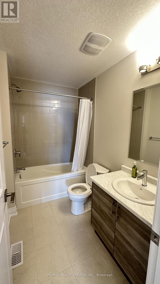 30 Shaded Creek Drive, Kitchener, Ontario  N2P 2P3 - Photo 15 - X12755294