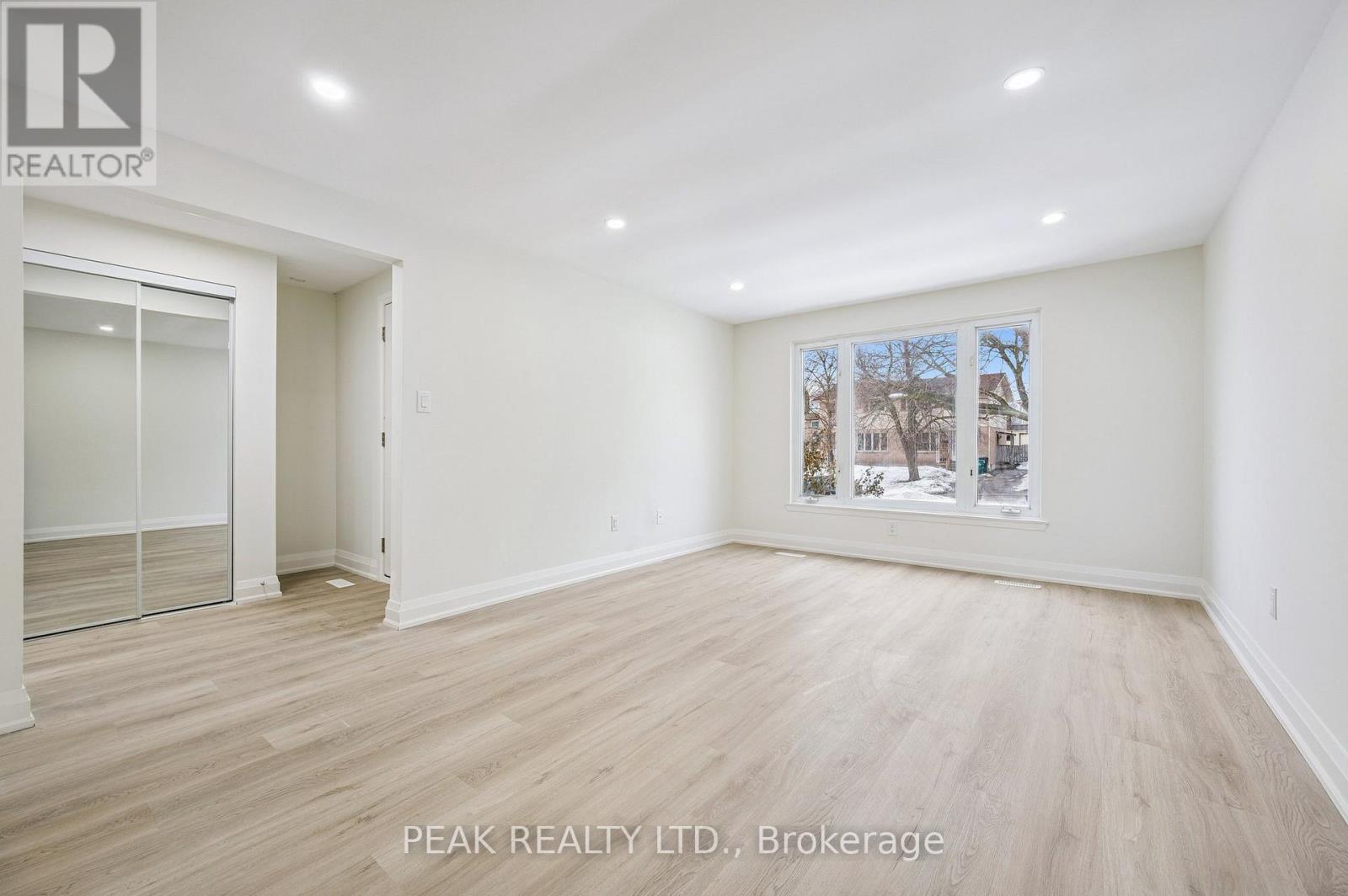 116 Markwood Drive, Kitchener, Ontario  N2M 2H6 - Photo 23 - X12755360